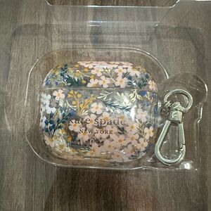 Kate spade 3rd gen AirPod case